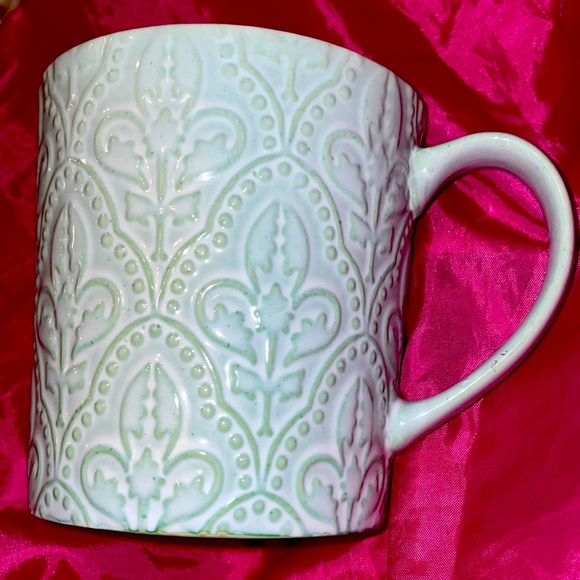 Fleur de Lys mug. 15 oz - Picture 3 of 5